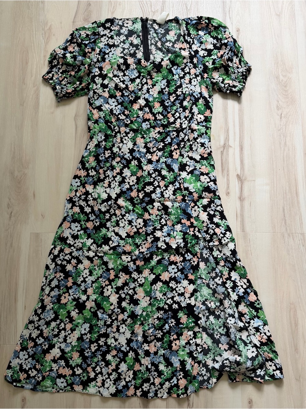 Floral H&M dress size L
